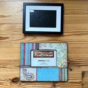 lot of 2 picture frames